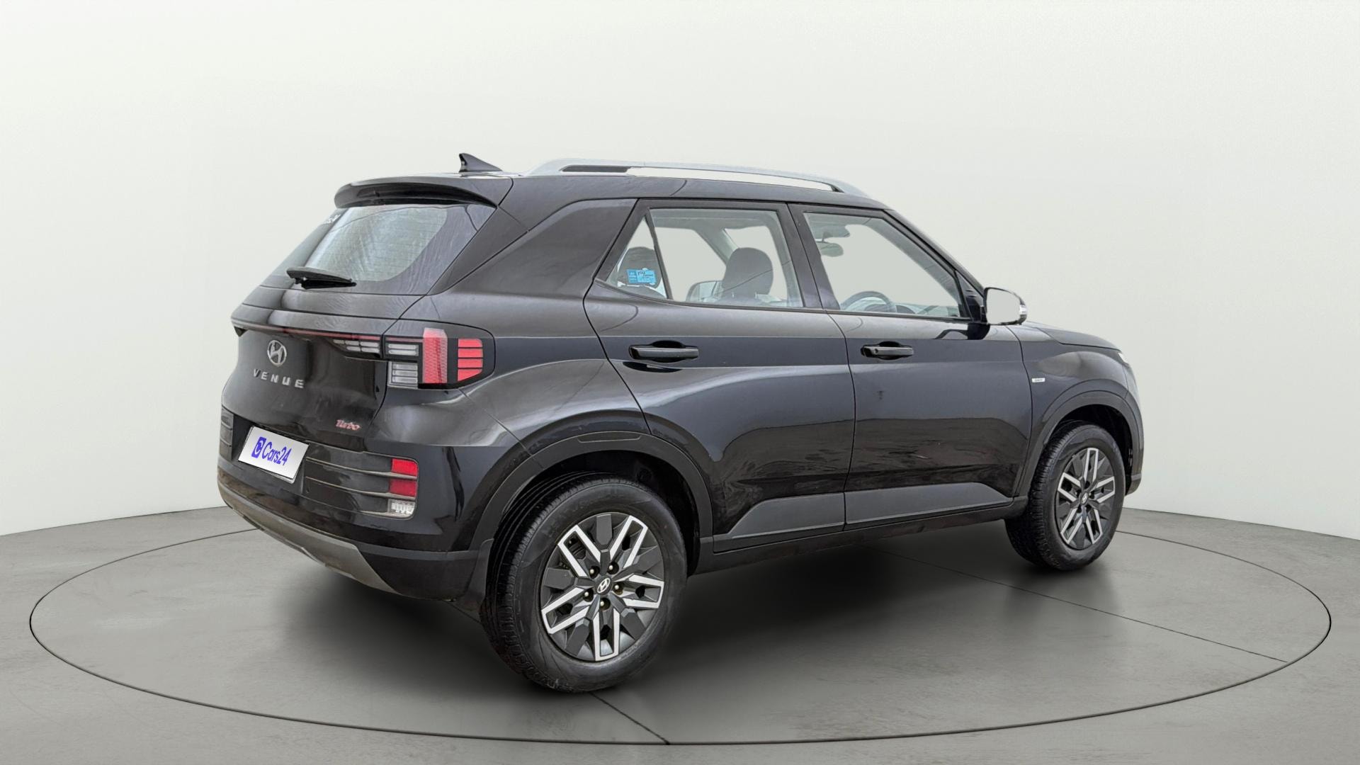 View 2023 Hyundai Venue S (O) 1.0 Turbo Petrol MT Image 45 Used 2023 Hyundai Venue S (O) 1.0 Turbo Petrol MT Image 45