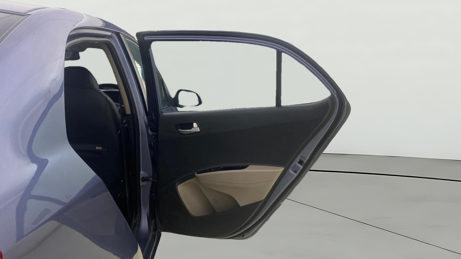 View 2015 Hyundai Xcent S Petrol Image 5 Used 2015 Hyundai Xcent S Petrol Image 5