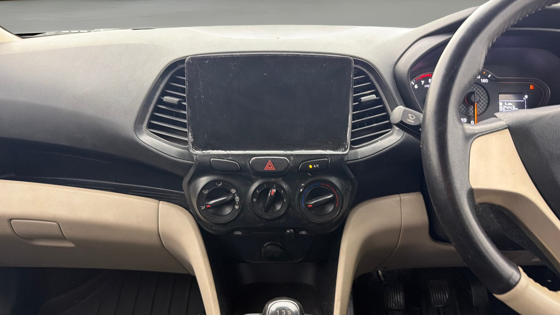 View 2020 Hyundai New Santro Magna Petrol Image 17 Used 2020 Hyundai New Santro Magna Petrol Image 17