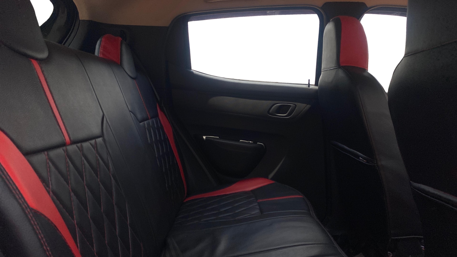 View 2022 Renault Kwid RXT 1.0 Image 29 Used 2022 Renault Kwid RXT 1.0 Image 29