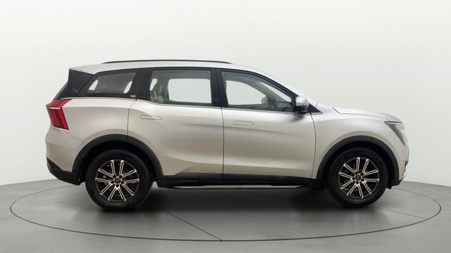 View Mahindra XUV700 Image 29 Used Mahindra XUV700 Image 29
