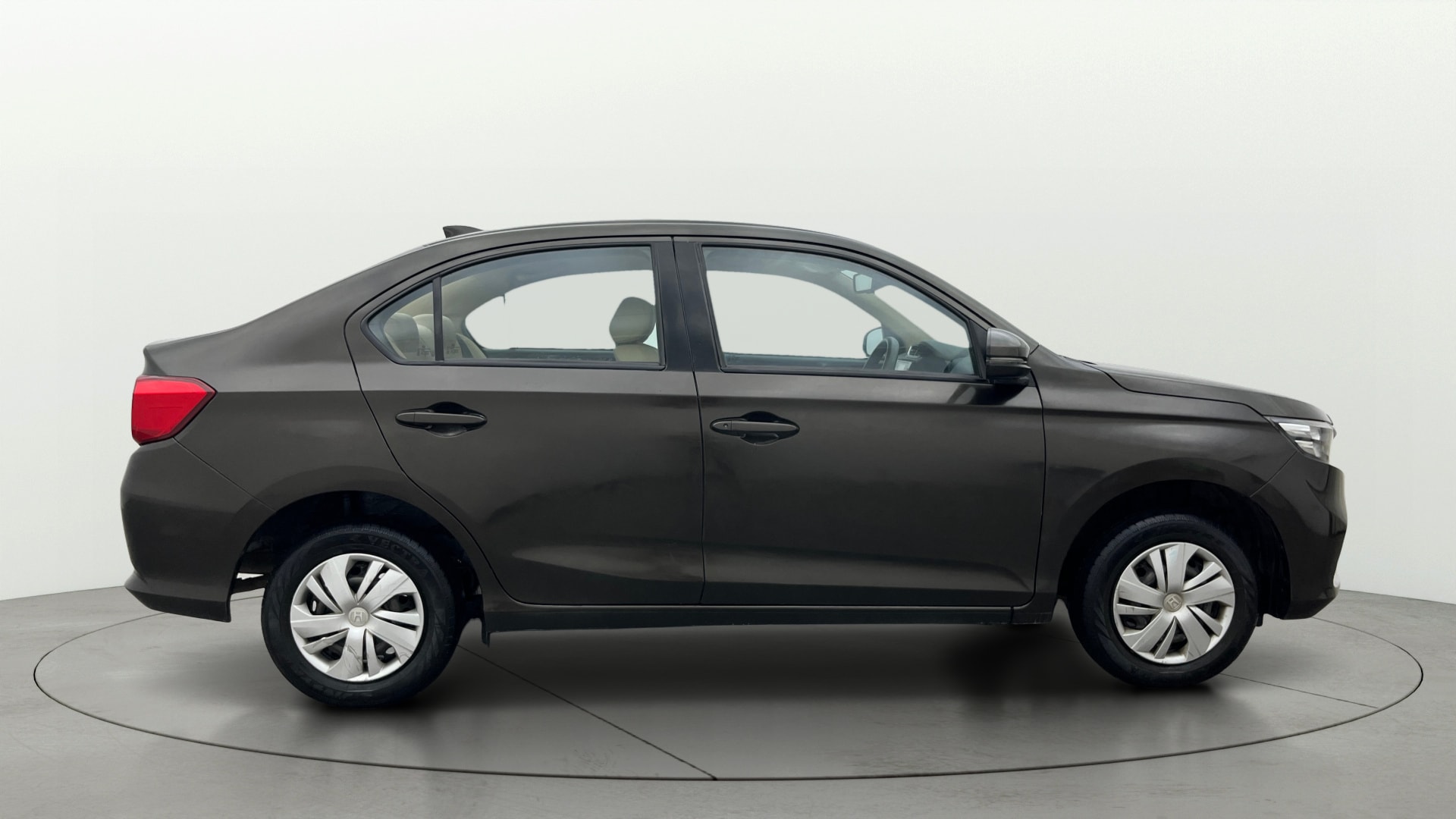 View 2018 Honda Amaze E MT Petrol BS IV Image 8 Used 2018 Honda Amaze E MT Petrol BS IV Image 8