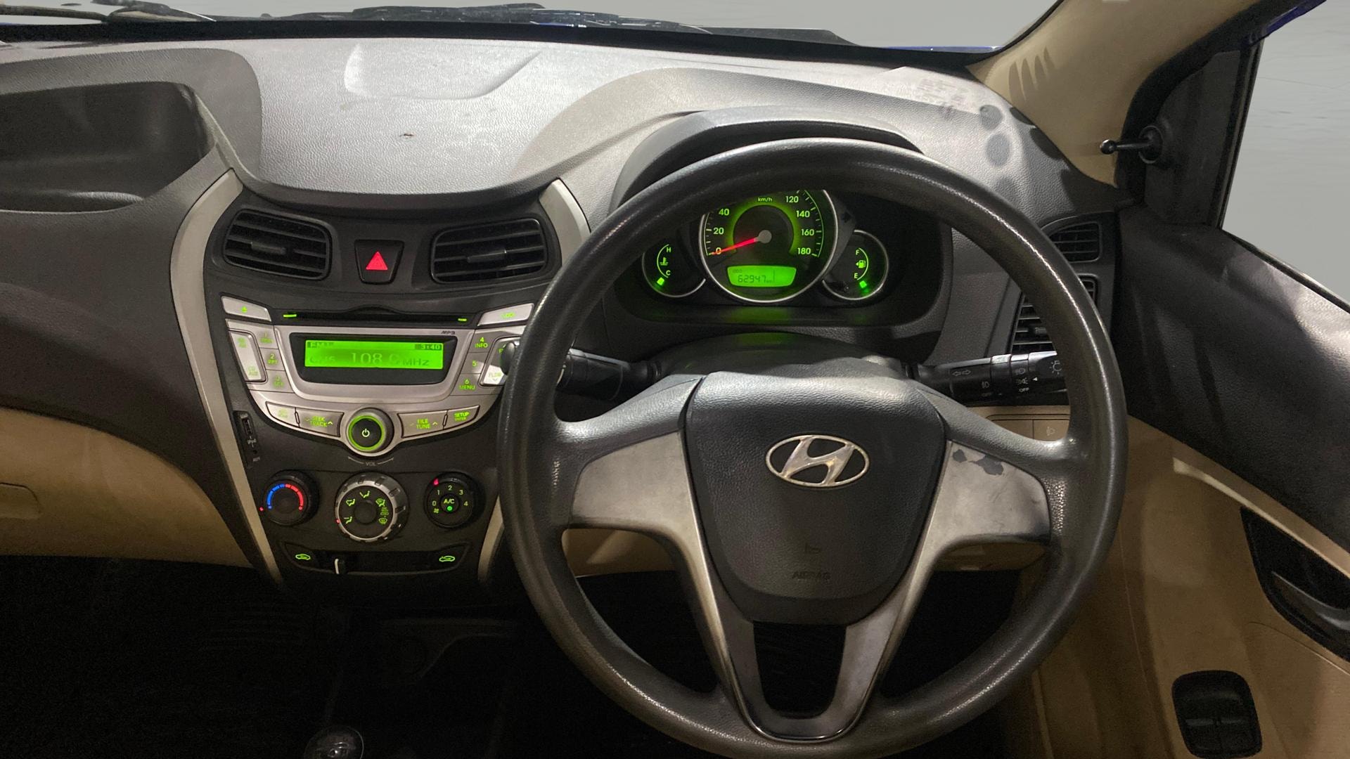 View 2013 Hyundai EON Sportz Image 20 Used 2013 Hyundai EON Sportz Image 20