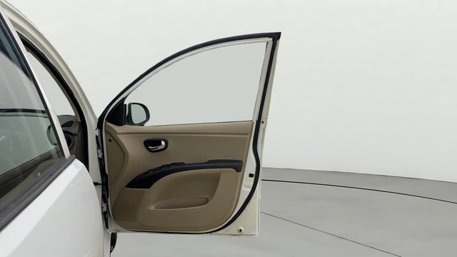 View Hyundai i10 Image 44 Used Hyundai i10 Image 44
