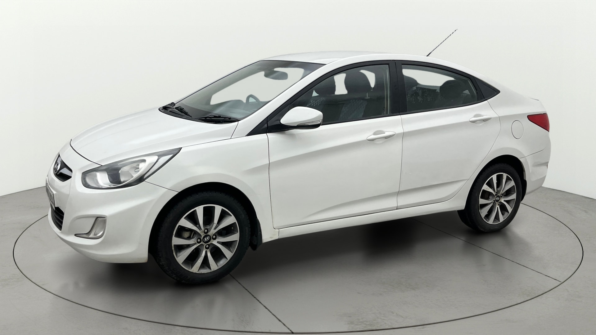 Used 2015 Hyundai Fluidic Verna Used 2015 Hyundai Fluidic Verna