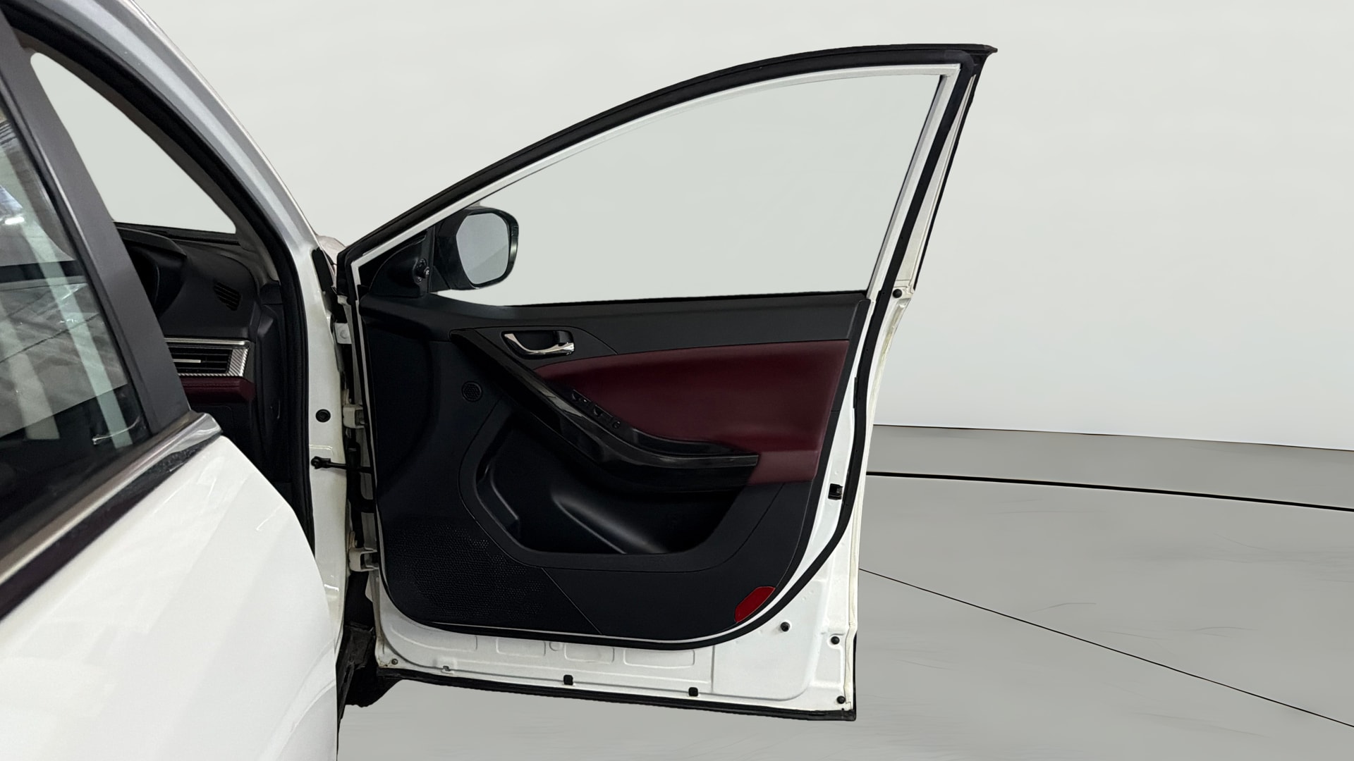 View 2025 Tata Curvv Smart 1.2 Revotron Petrol 6MT Image 47 Used 2025 Tata Curvv Smart 1.2 Revotron Petrol 6MT Image 47