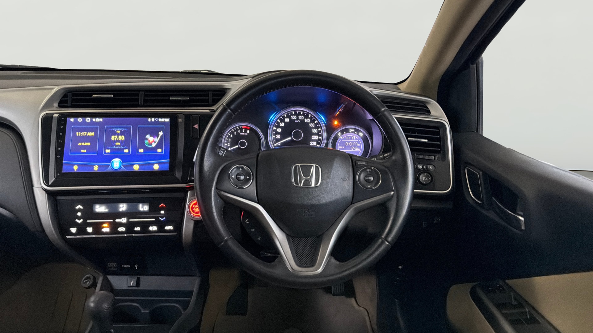 View 2017 Honda City ZX MT Diesel Anniversary Edition Image 21 Used 2017 Honda City ZX MT Diesel Anniversary Edition Image 21
