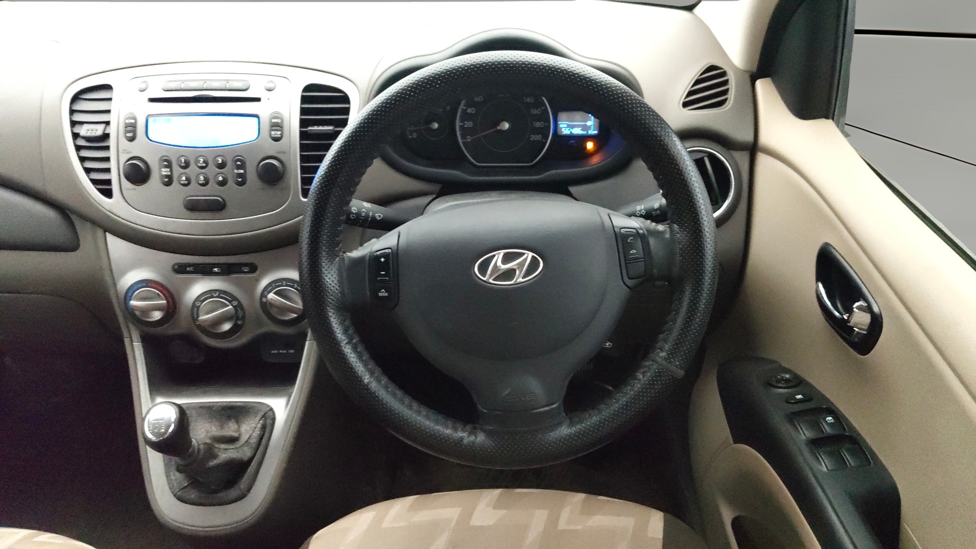 View 2013 Hyundai i10 1.2 Asta MT Image 20 Used 2013 Hyundai i10 1.2 Asta MT Image 20