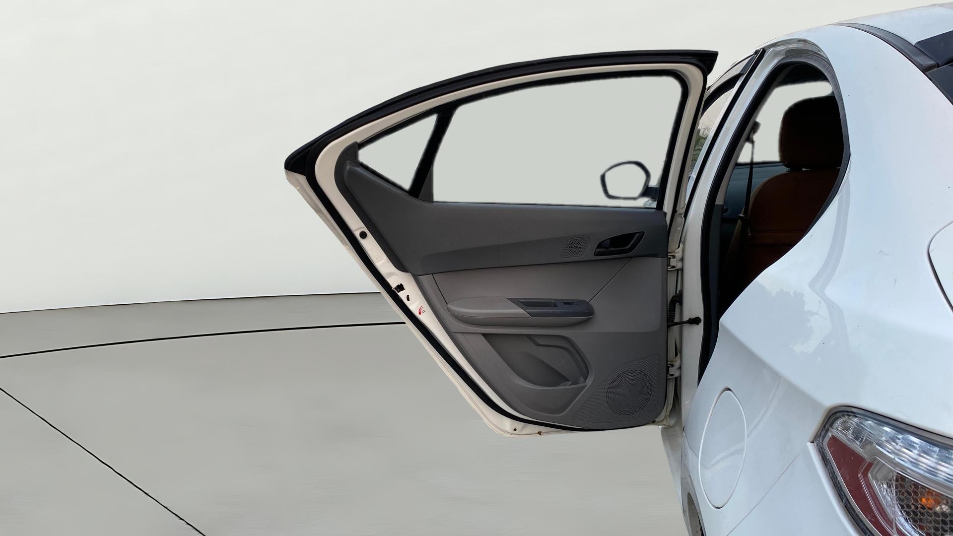 View 2023 Tata Tigor XE Diesel Image 22 Used 2023 Tata Tigor XE Diesel Image 22