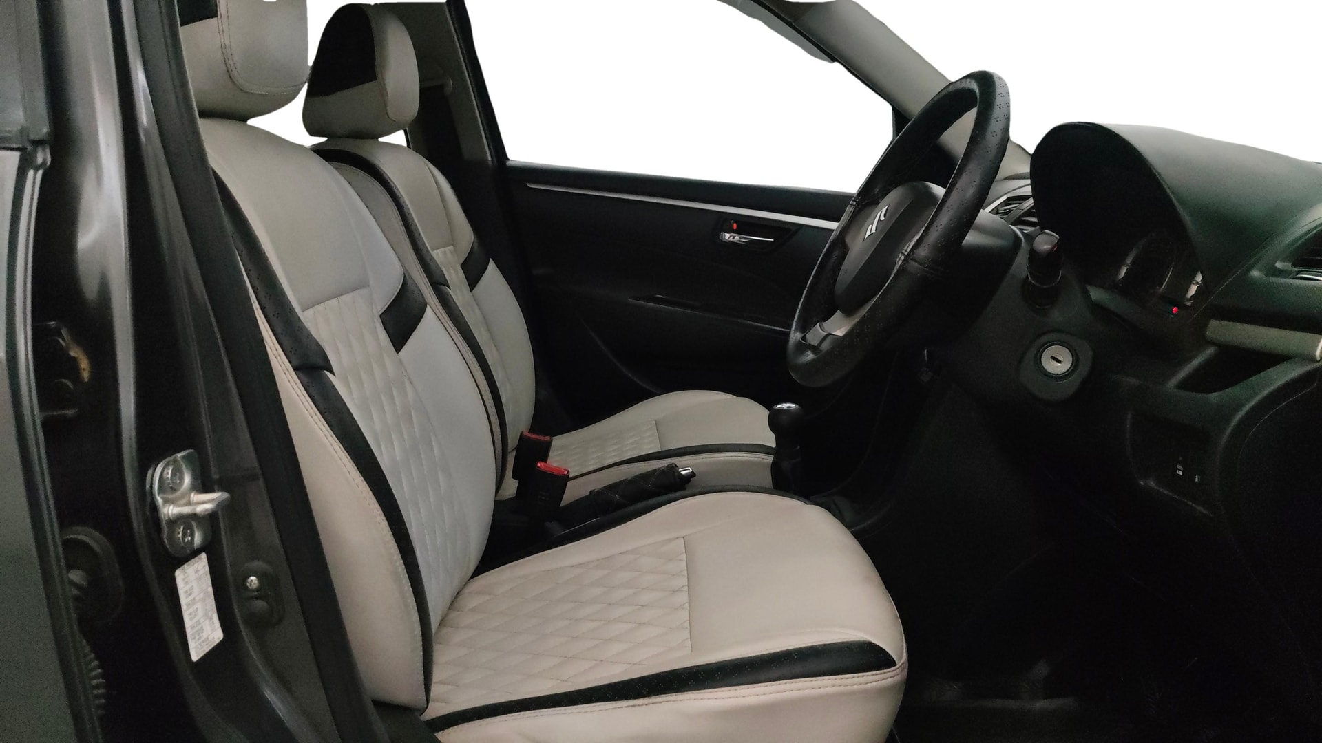 View 2015 Maruti Suzuki 1000 Base Variant Image 26 Used 2015 Maruti Suzuki 1000 Base Variant Image 26