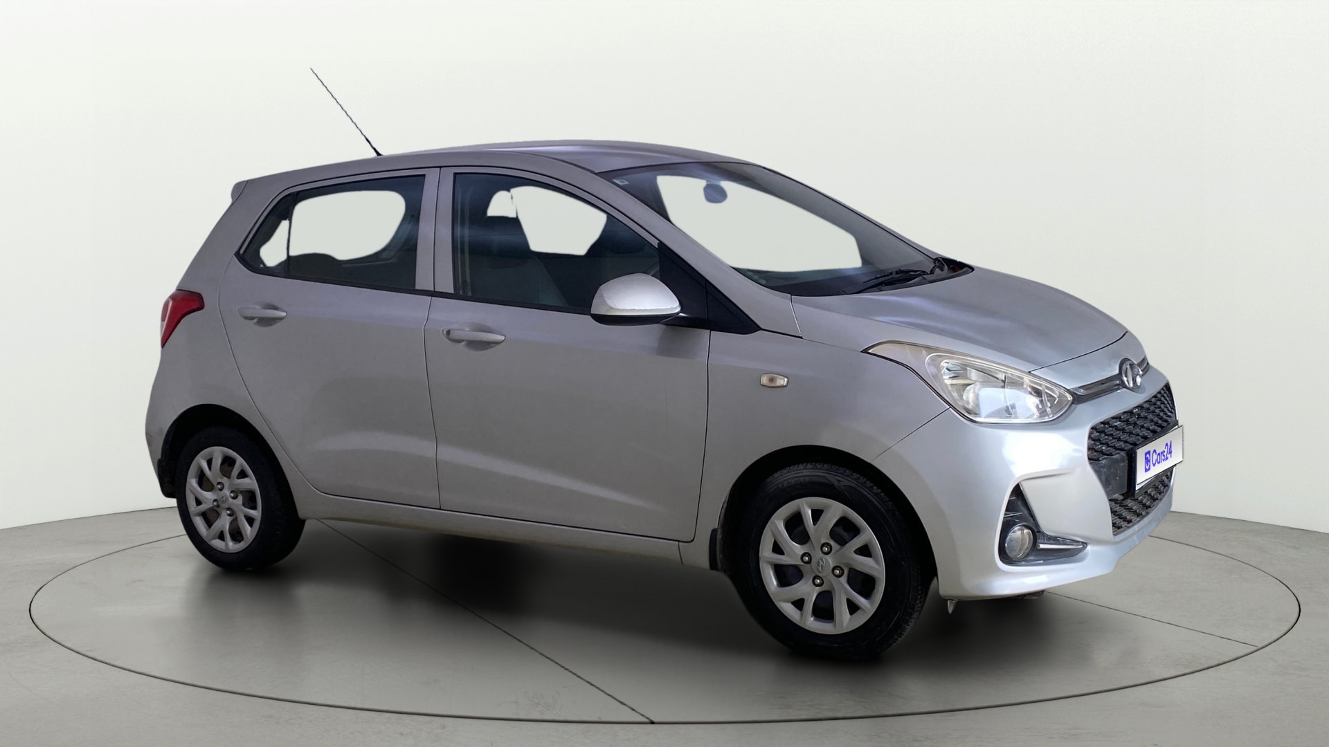View 2017 Hyundai Grand i10 1.2 Sportz(O) Petrol Image 35 Used 2017 Hyundai Grand i10 1.2 Sportz(O) Petrol Image 35