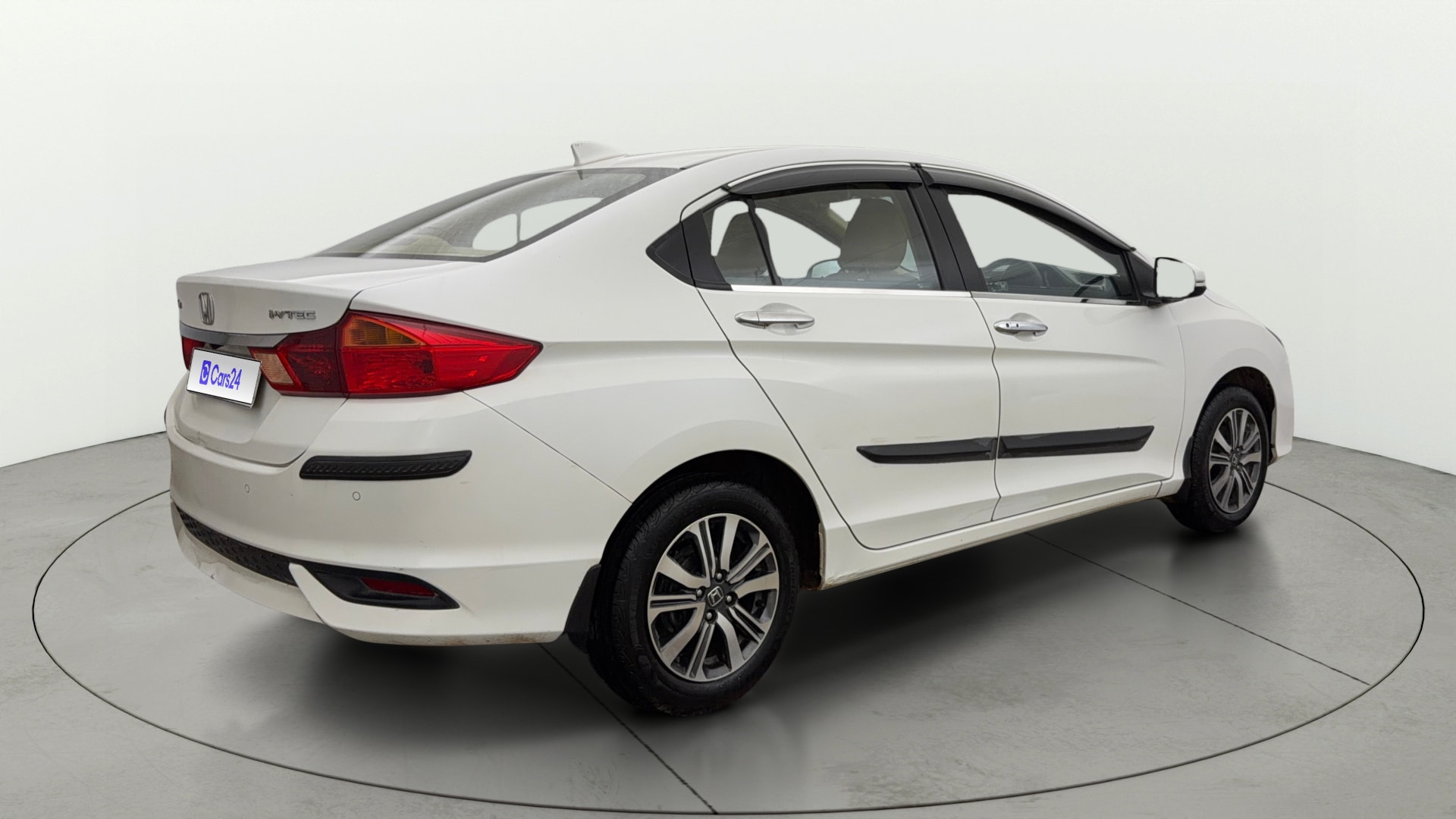 View 2021 Honda City ZX MT Diesel Anniversary Edition Image 45 Used 2021 Honda City ZX MT Diesel Anniversary Edition Image 45