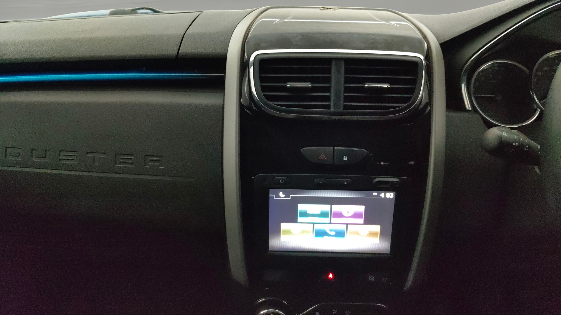 View 2020 Renault Duster 1.3L Turbo Petrol RXZ Image 17 Used 2020 Renault Duster 1.3L Turbo Petrol RXZ Image 17