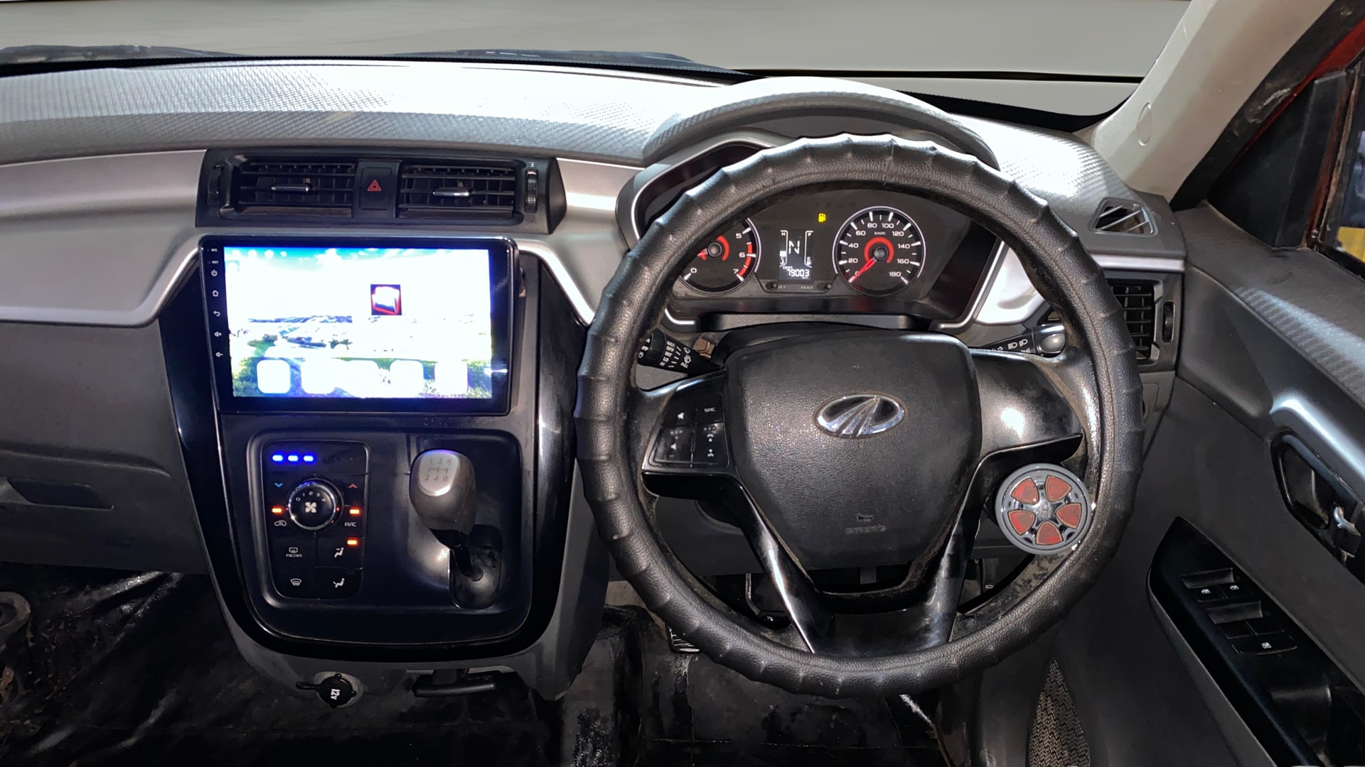 Used 2018 Mahindra KUV100 Used 2018 Mahindra KUV100