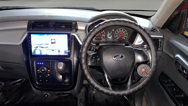 View Mahindra KUV100 Image 12 Used Mahindra KUV100 Image 12