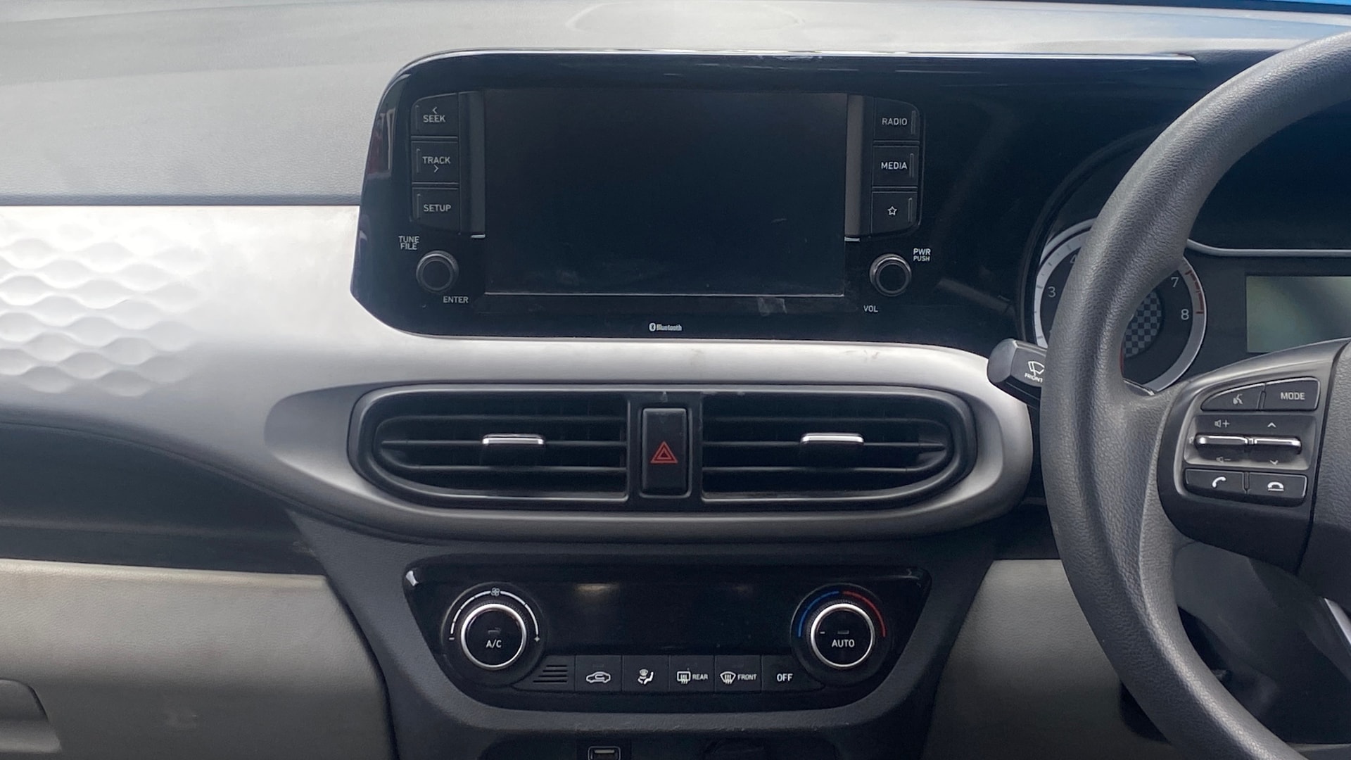 View 2021 Hyundai Grand i10 Nios Sportz Petrol AMT Image 17 Used 2021 Hyundai Grand i10 Nios Sportz Petrol AMT Image 17