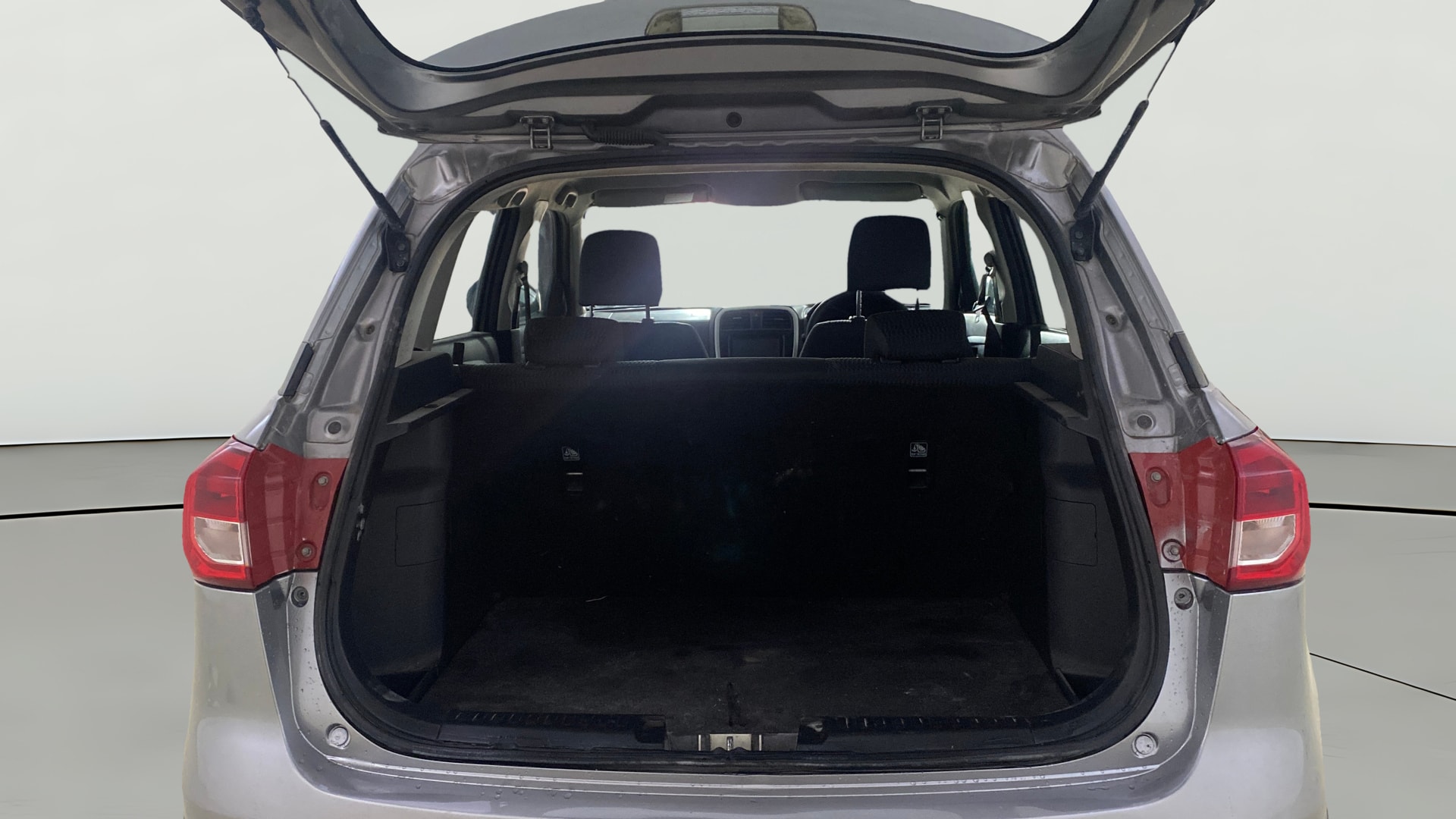 View 2019 Maruti Suzuki 1000 Base Variant Image 36 Used 2019 Maruti Suzuki 1000 Base Variant Image 36