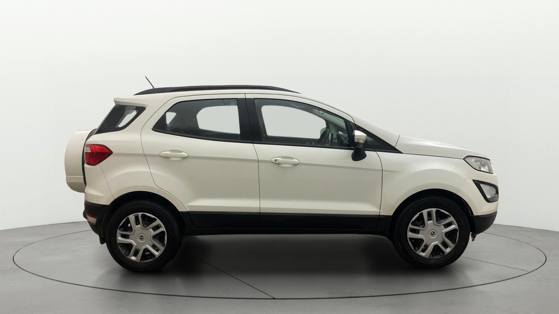 View 2019 Ford EcoSport 1.5 TDCi Diesel Ambiente BS IV Image 9 Used 2019 Ford EcoSport 1.5 TDCi Diesel Ambiente BS IV Image 9