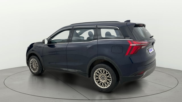 View Mahindra XUV700 Image 2 Used Mahindra XUV700 Image 2