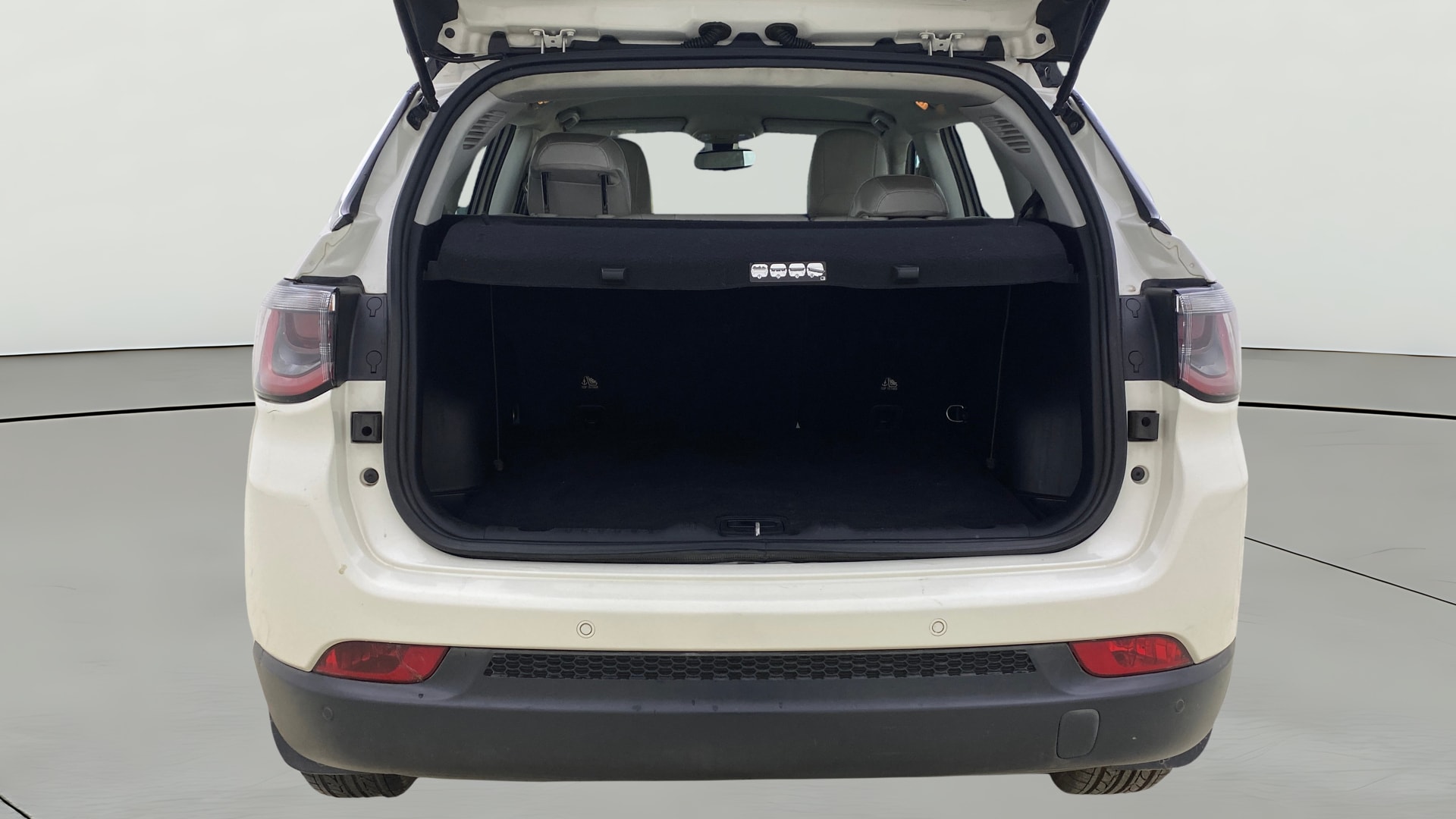 View 2020 Jeep Compass Limited 1.4 Multi AIR Petrol DDCT AT BS IV Image 40 Used 2020 Jeep Compass Limited 1.4 Multi AIR Petrol DDCT AT BS IV Image 40