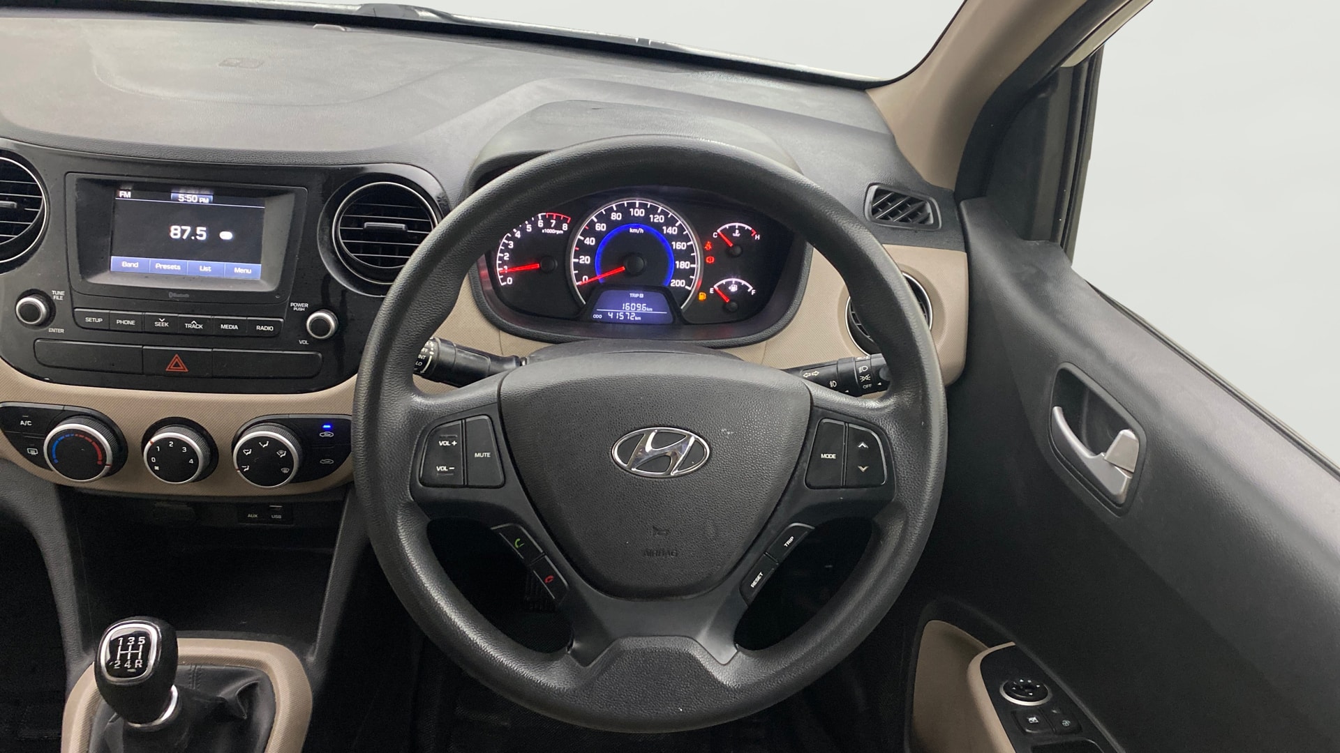 Used 2018 Hyundai Grand i10 Used 2018 Hyundai Grand i10