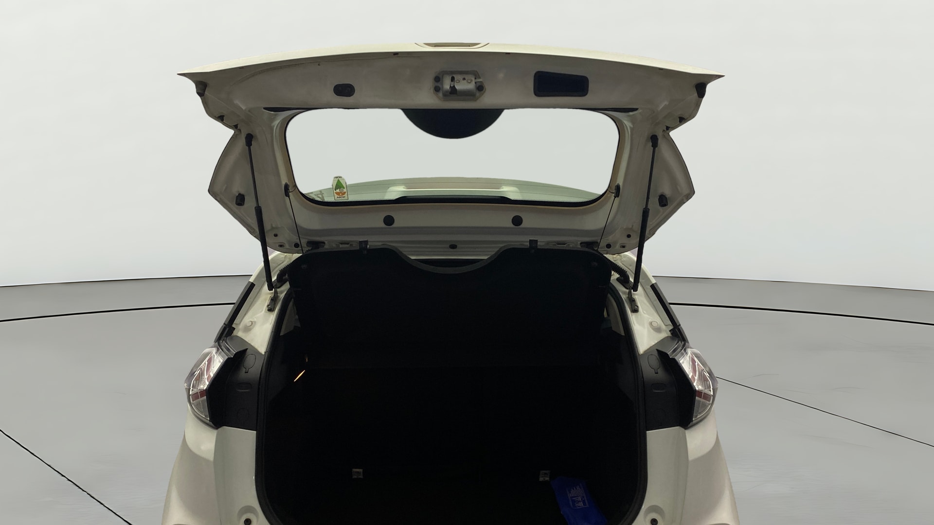 View 2021 Tata Nexon Revotron XE Image 17 Used 2021 Tata Nexon Revotron XE Image 17