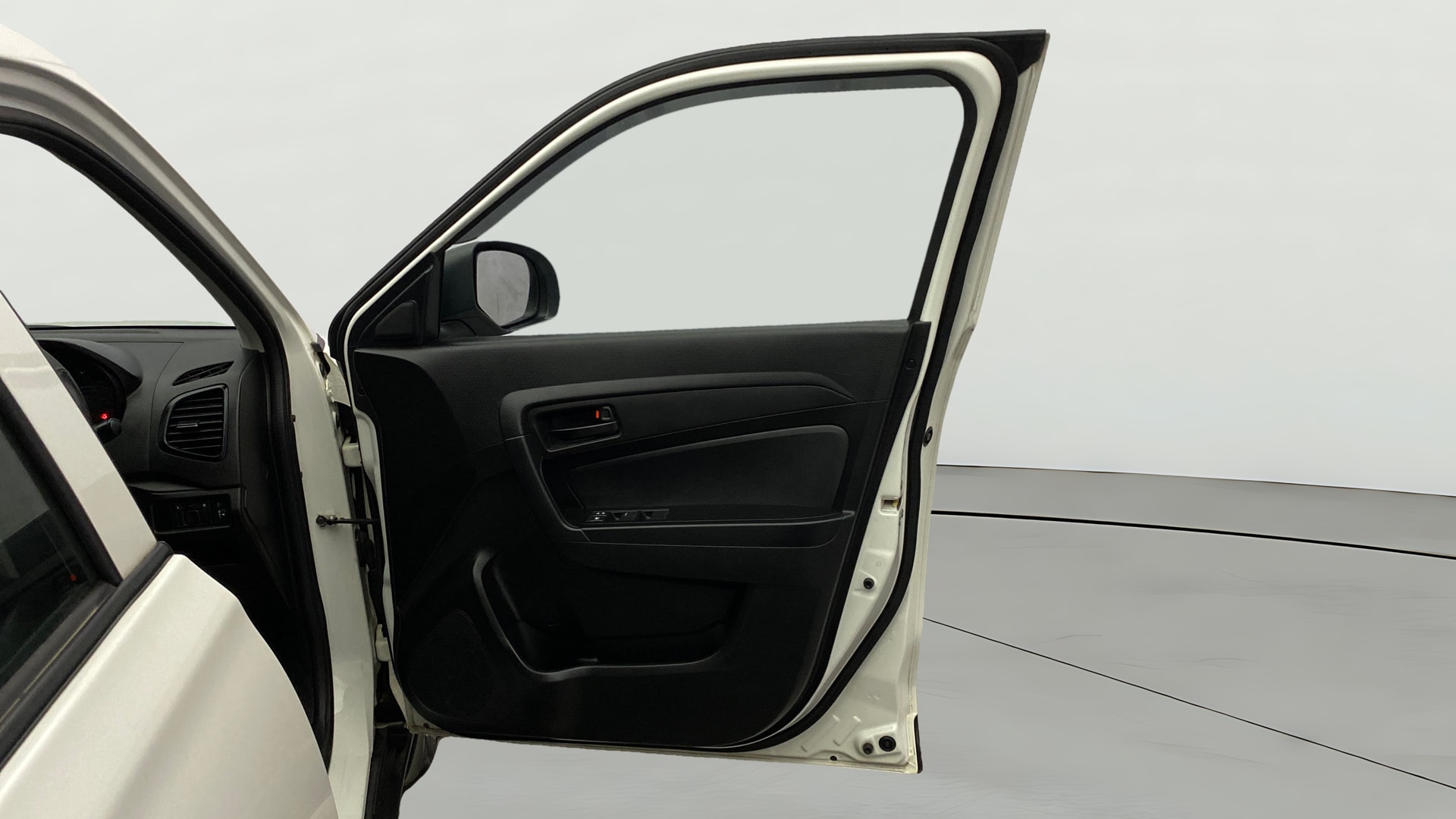 View 2022 Maruti Suzuki 1000 Base Variant Image 43 Used 2022 Maruti Suzuki 1000 Base Variant Image 43