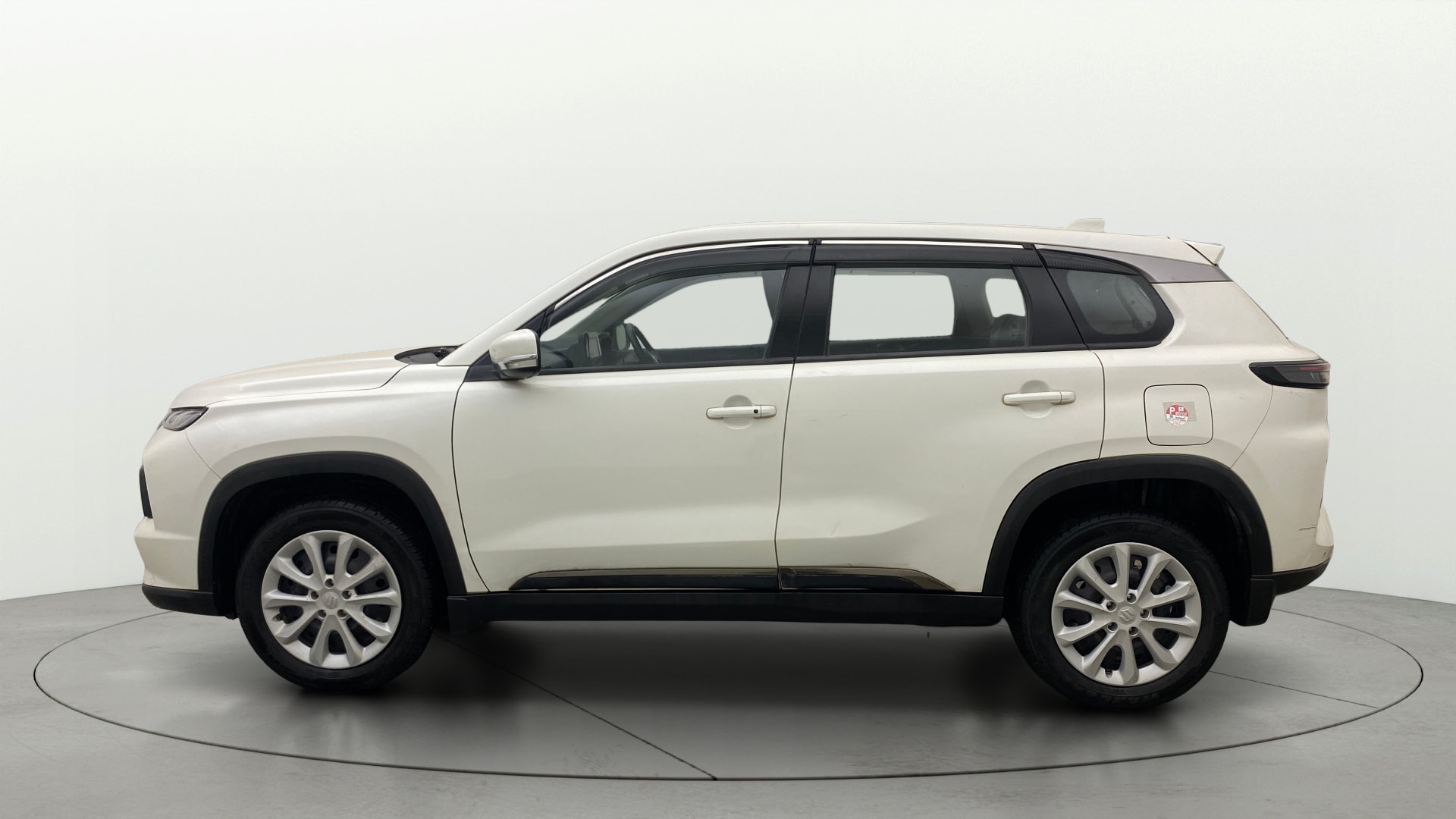 View 2023 Maruti Suzuki 1000 Base Variant Image 5 Used 2023 Maruti Suzuki 1000 Base Variant Image 5