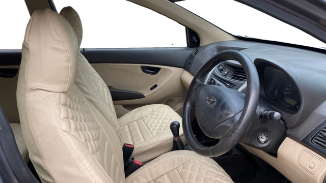 View Hyundai EON Image 19 Used Hyundai EON Image 19