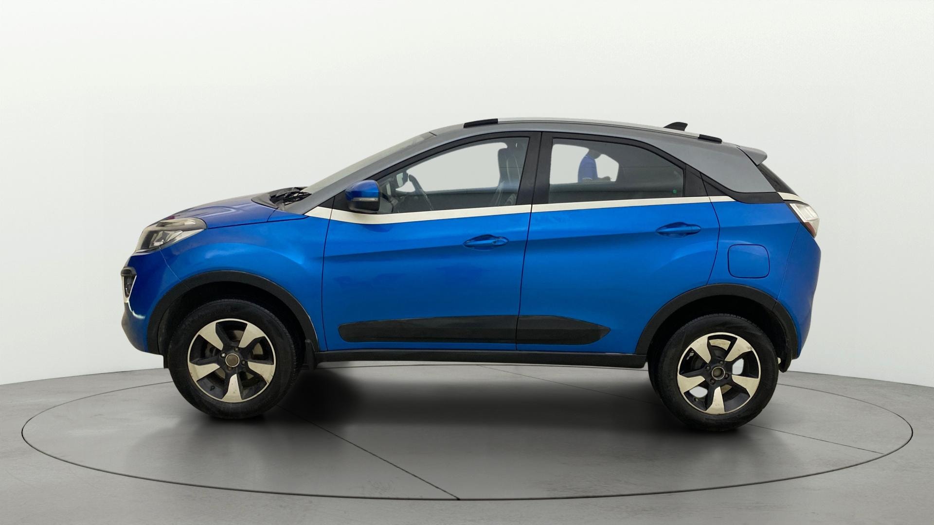 View 2019 Tata Nexon XZ Plus Diesel Image 5 Used 2019 Tata Nexon XZ Plus Diesel Image 5