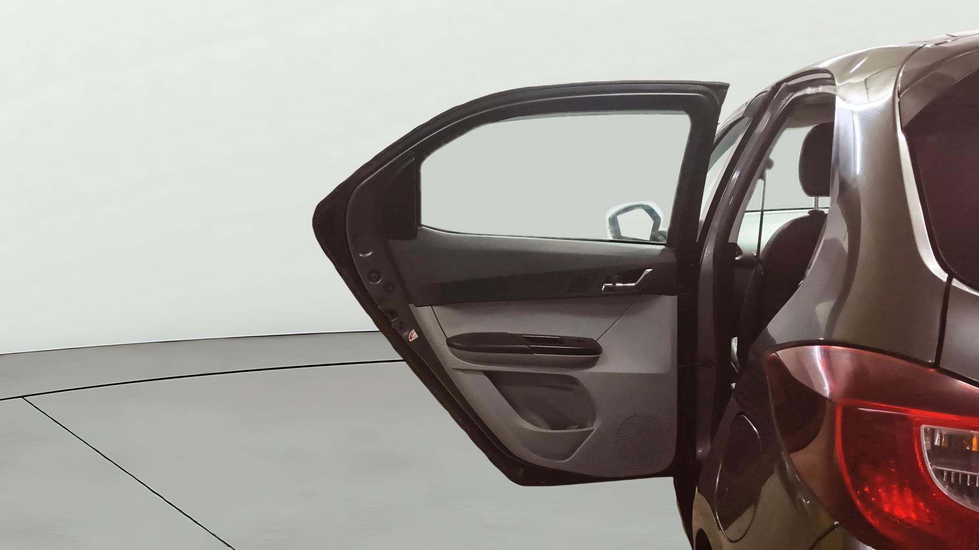 View 2021 Tata Tiago Revotorq XB Image 22 Used 2021 Tata Tiago Revotorq XB Image 22