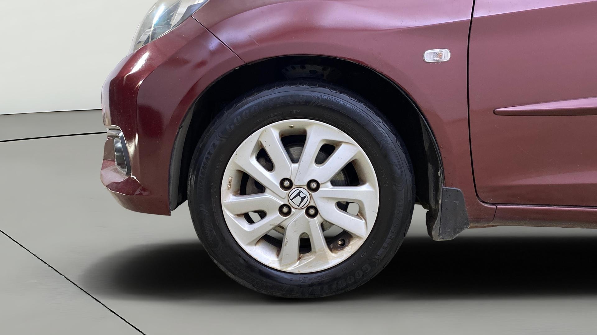 View 2015 Honda Mobilio E Diesel Image 29 Used 2015 Honda Mobilio E Diesel Image 29