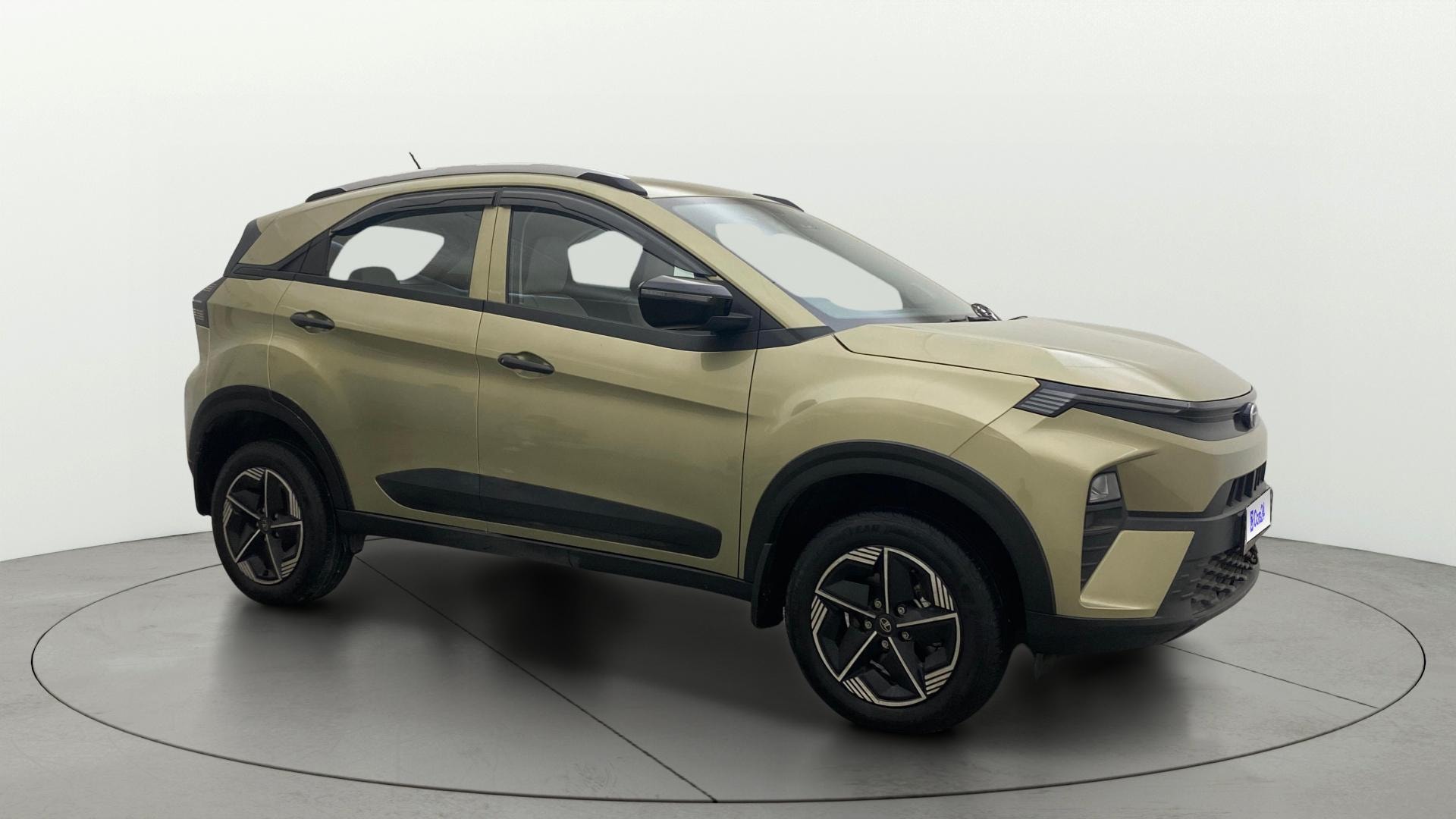 View 2025 Tata Nexon Revotron XE Image 22 Used 2025 Tata Nexon Revotron XE Image 22