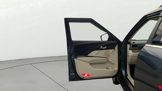 View Mahindra XUV300 Image 40 Used Mahindra XUV300 Image 40