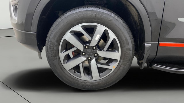 View Tata Harrier Image 36 Used Tata Harrier Image 36