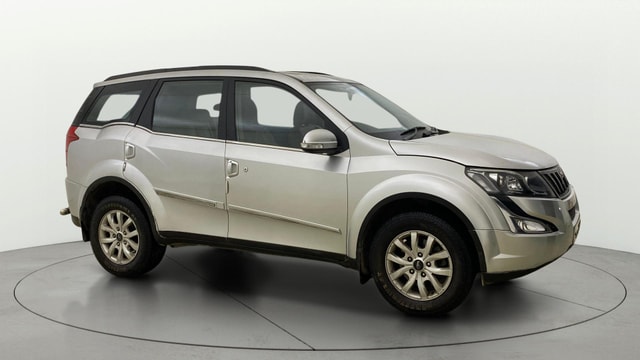 View Mahindra XUV500 Image 15 Used Mahindra XUV500 Image 15