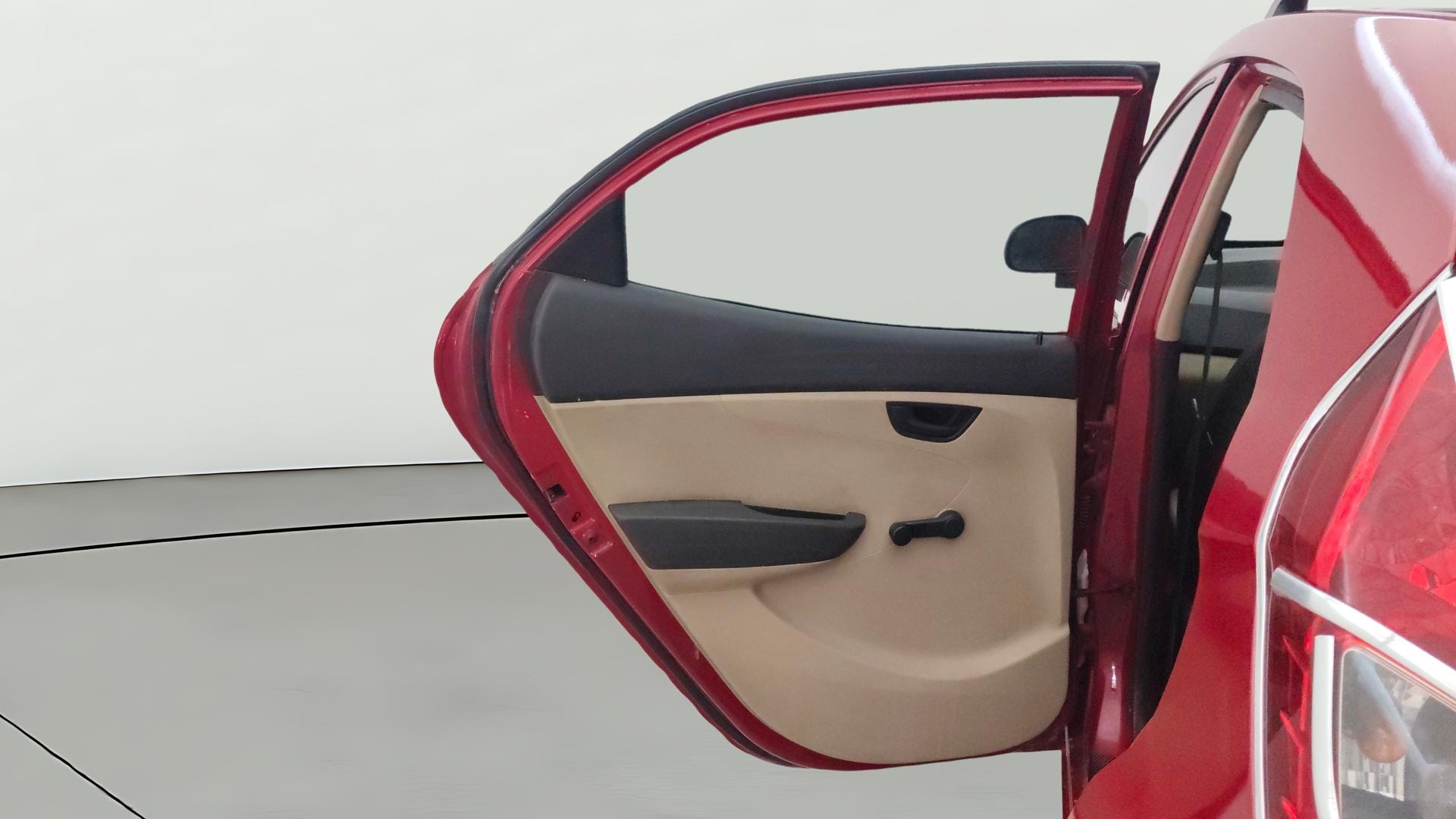View 2015 Hyundai EON Era Plus Image 22 Used 2015 Hyundai EON Era Plus Image 22