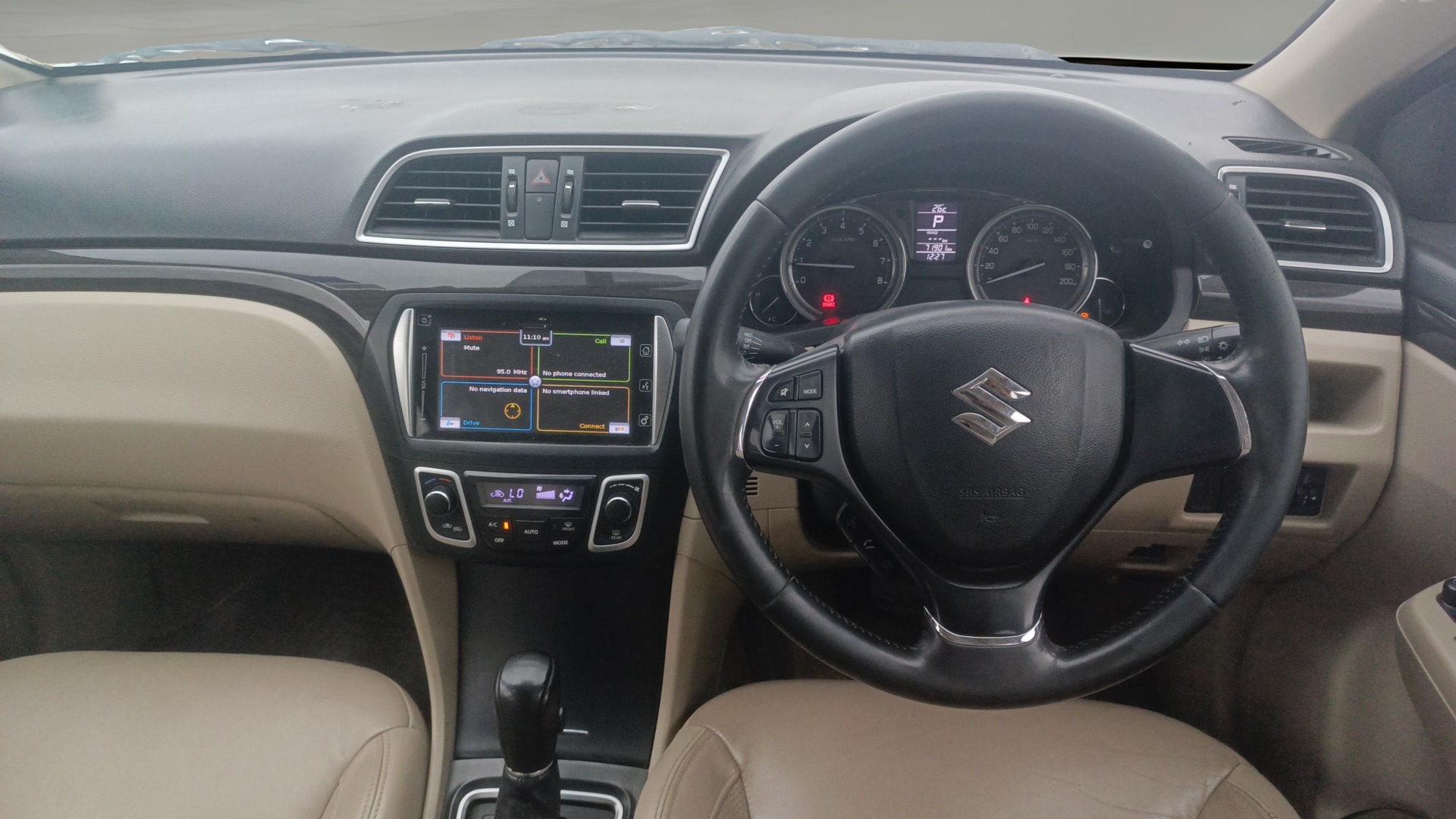 View 2017 Maruti Suzuki 1000 Base Variant Image 20 Used 2017 Maruti Suzuki 1000 Base Variant Image 20