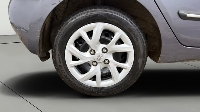 View Hyundai Grand i10 Image 23 Used Hyundai Grand i10 Image 23