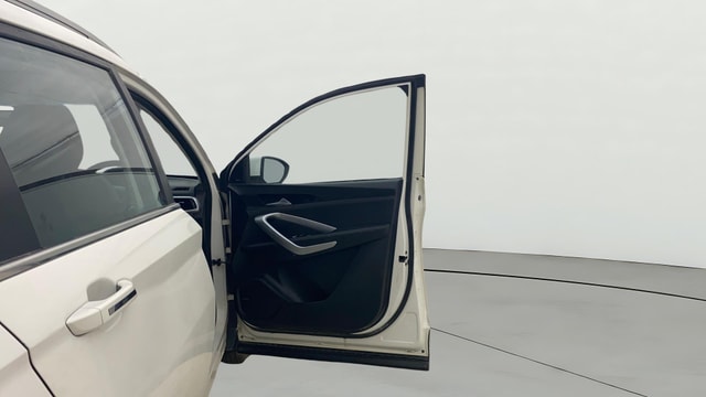 View MG Hector Image 47 Used MG Hector Image 47