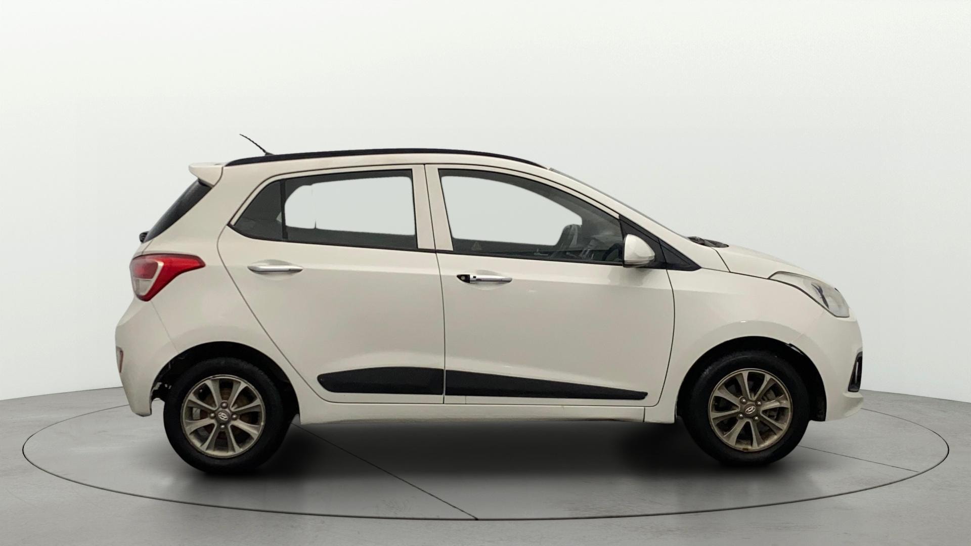 Used 2015 Hyundai Grand i10 Used 2015 Hyundai Grand i10