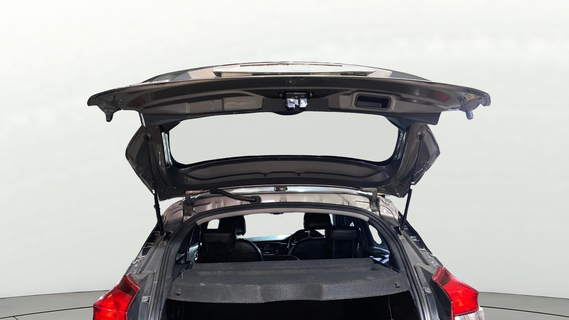 View 2019 Nissan Kicks XL Petrol BS IV Image 16 Used 2019 Nissan Kicks XL Petrol BS IV Image 16