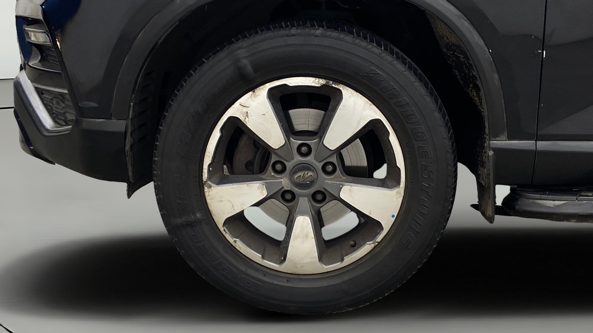 Used 2019 Mahindra Alturas G4 Used 2019 Mahindra Alturas G4