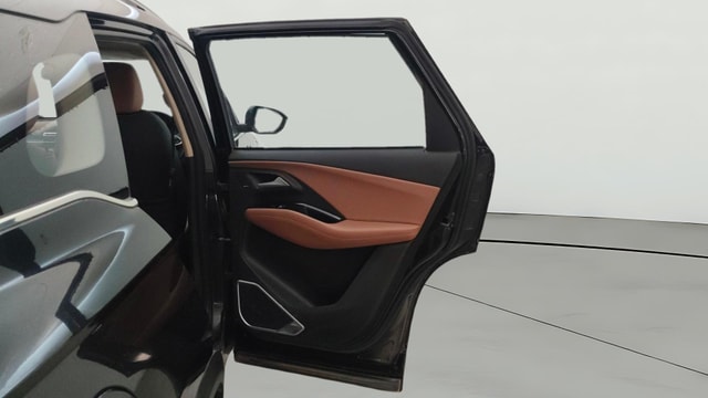 View MG Hector Plus Image 6 Used MG Hector Plus Image 6