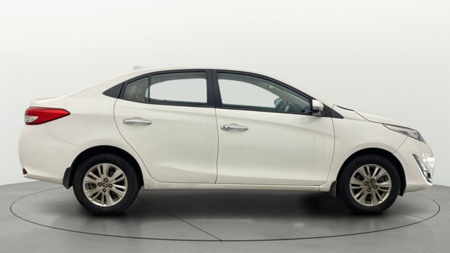 View Toyota Yaris Image 8 Used Toyota Yaris Image 8