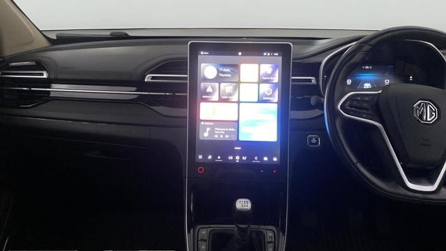 View MG Hector Image 18 Used MG Hector Image 18