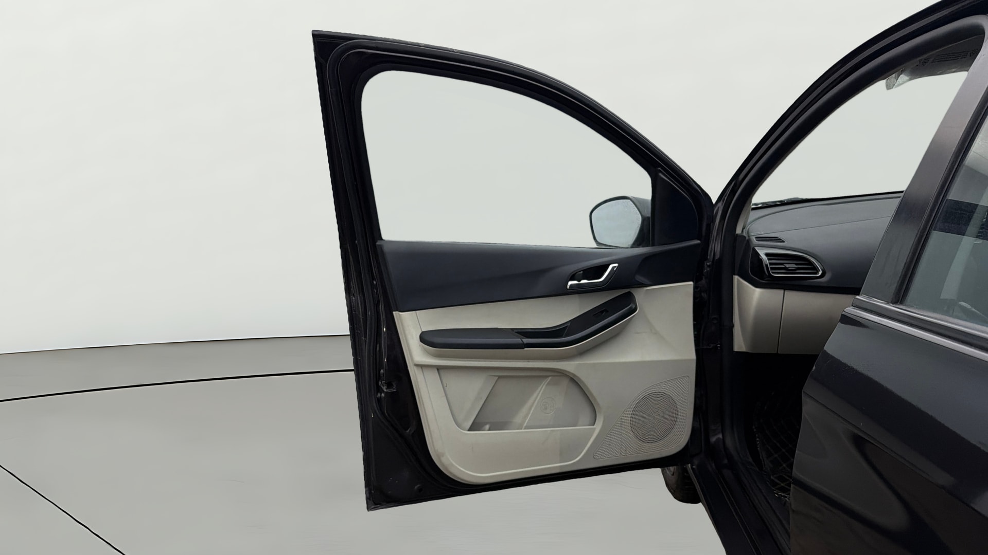 Used 2022 Tata Tiago Used 2022 Tata Tiago