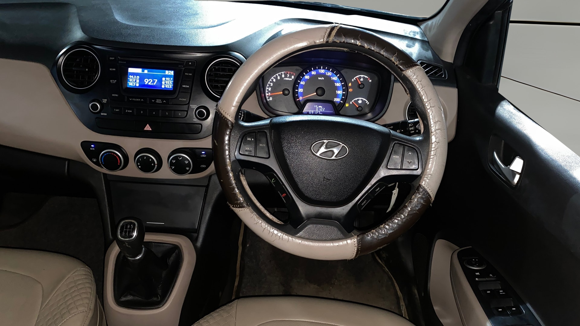 View 2015 Hyundai Xcent S Petrol Image 20 Used 2015 Hyundai Xcent S Petrol Image 20