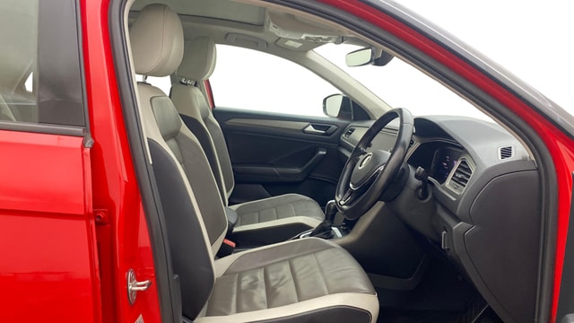 View Volkswagen T-Roc Image 26 Used Volkswagen T-Roc Image 26