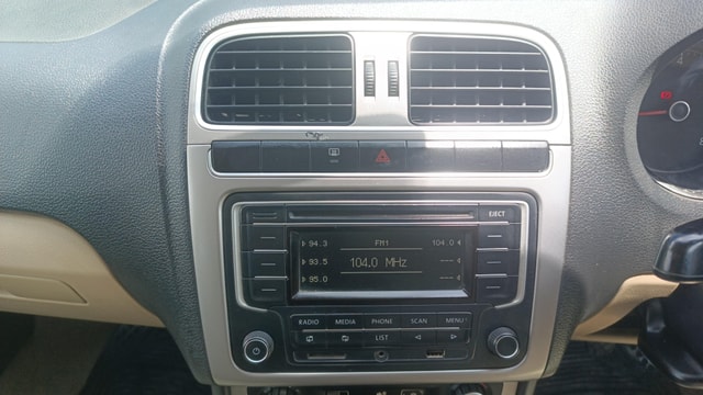 View Volkswagen Polo Image 18 Used Volkswagen Polo Image 18